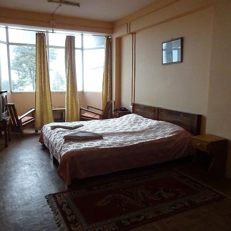Old - Main Bellevue Heritage Hotel دارجيلنغ المظهر الخارجي الصورة