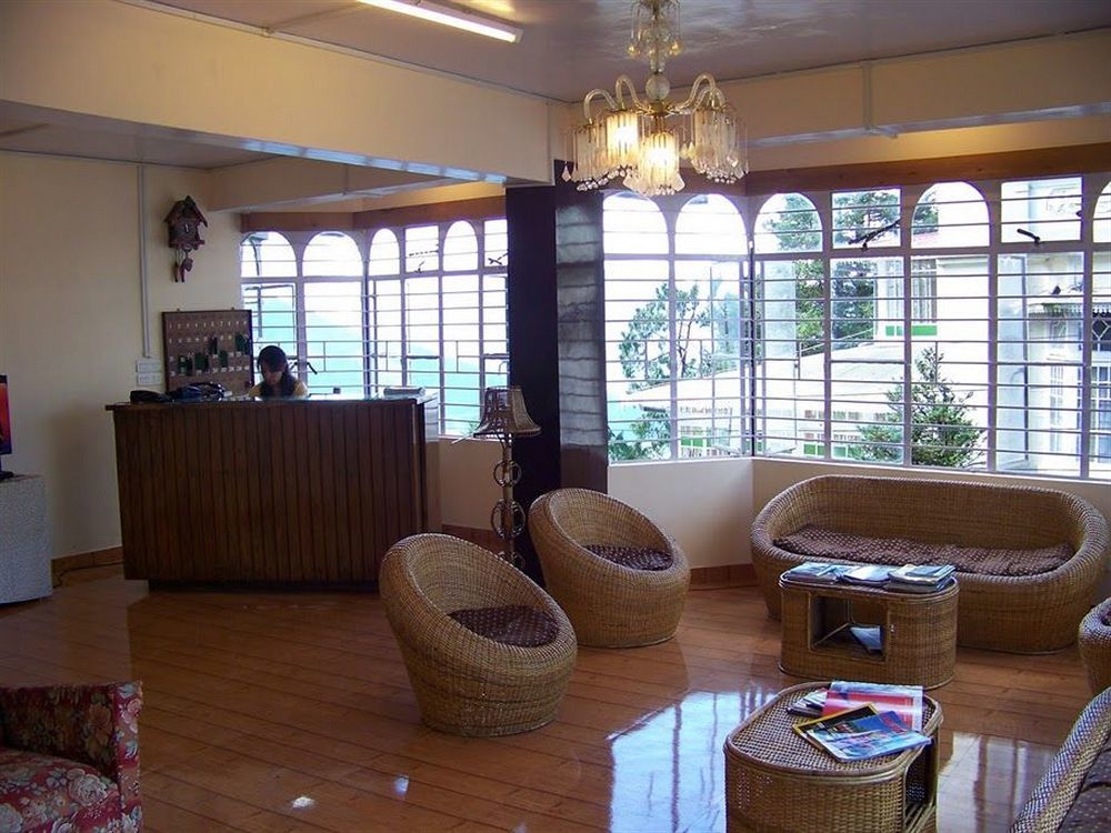Old - Main Bellevue Heritage Hotel دارجيلنغ المظهر الخارجي الصورة